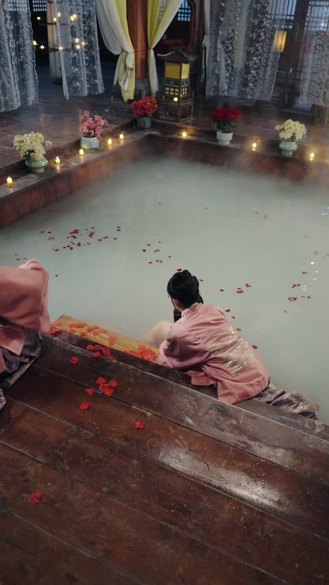 Episode 1 - I Tried to Destroy My Empire